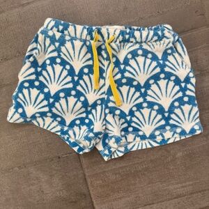 Mini Boden Blue White Patterned toweling summer Shorts 5 6 7 8